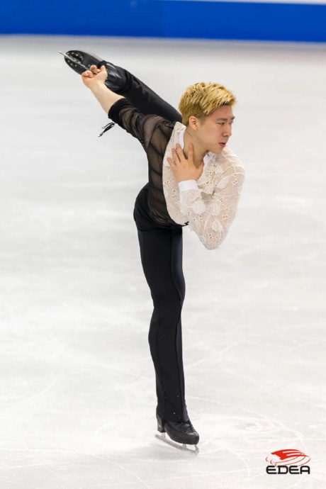 Ice Gallery Skates U.S.